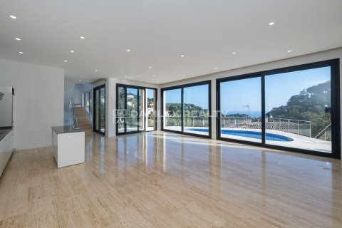 Huvila myytävänä Tossa de Mar, Girona, Espanja, 4 makuuhuonetta, 362 m2 No. 176861 - kuva 14