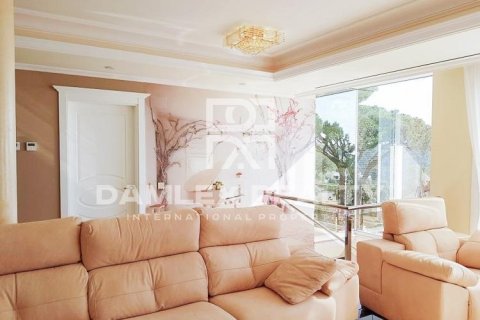 Huvila myytävänä Calonge, Girona, Espanja, 5 makuuhuonetta, 300 m2 No. 176863 - kuva 5