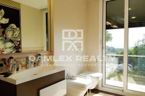 Huvila myytävänä Calonge, Girona, Espanja, 5 makuuhuonetta, 300 m2 No. 176863 - kuva 8