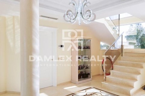 Huvila myytävänä Calonge, Girona, Espanja, 5 makuuhuonetta, 300 m2 No. 176863 - kuva 13