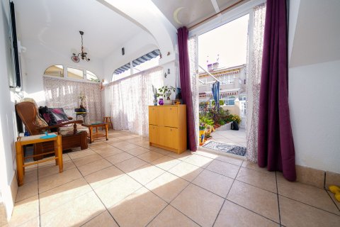 Apartment for sale in Alicante, Spain 62 sq.m. No. 165996 - photo 6
