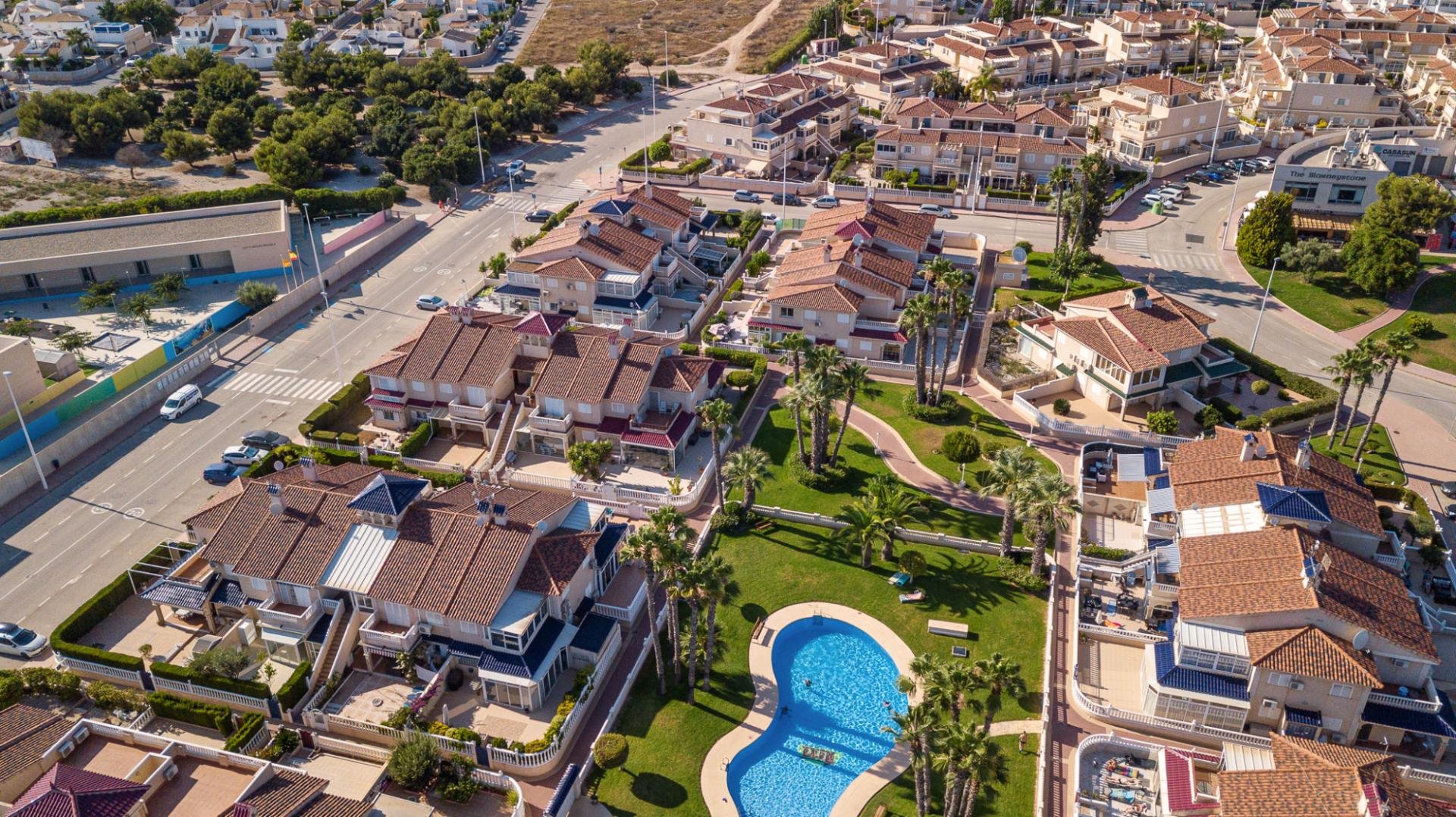 Квартира в Аликанте, Испания 62м2 №165996