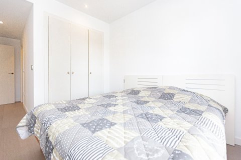 Kattohuoneisto myytävänä Pinar De Campoverde, Alicante, Espanja , 67 m2 No. 165994 - kuva 16