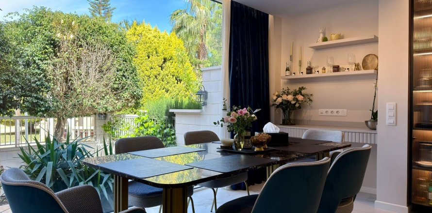 Bungalow a Alicante, Spagna 6 camere da letto, 245 mq. N° 165998