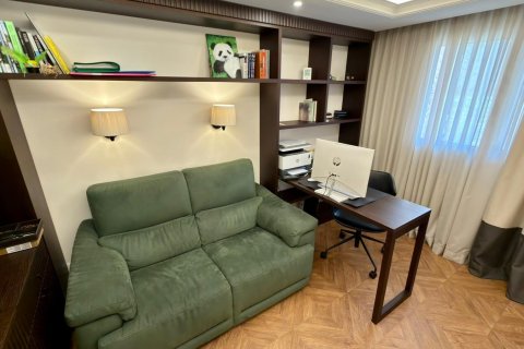 Bungalow in vendita a Alicante, Spagna 6 camere da letto, 245 mq. N° 165998 - foto 28