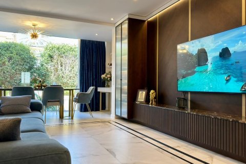 Bungalow in vendita a Alicante, Spagna 6 camere da letto, 245 mq. N° 165998 - foto 4