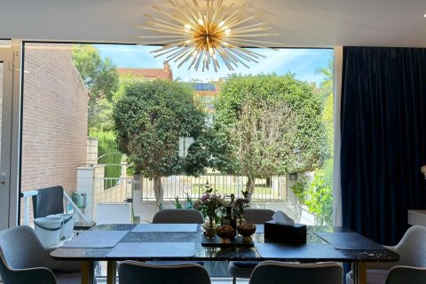 Bungalow in vendita a Alicante, Spagna 6 camere da letto, 245 mq. N° 165998 - foto 27