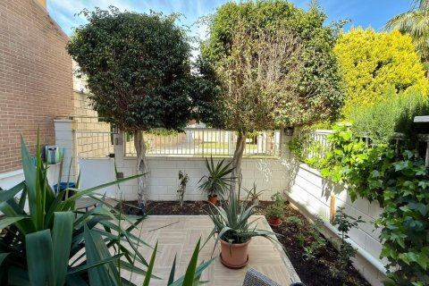 Bungalow in vendita a Alicante, Spagna 6 camere da letto, 245 mq. N° 165998 - foto 12