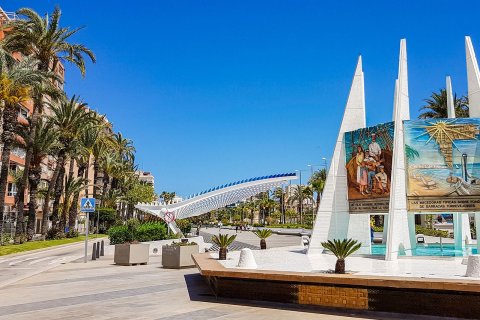 Appartamento in vendita a Torrevieja, Alicante, Spagna 88 mq. N° 165995 - foto 4