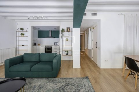 Apartment à vendre à Barcelona, Espagne, 2 chambres, 96 m2 No. 150671 - photo 6