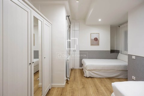 Apartment à vendre à Barcelona, Espagne, 2 chambres, 96 m2 No. 150671 - photo 18