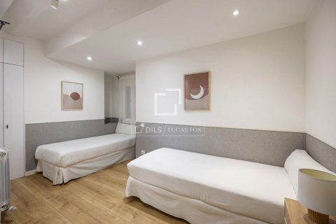 Apartment à vendre à Barcelona, Espagne, 2 chambres, 96 m2 No. 150671 - photo 20