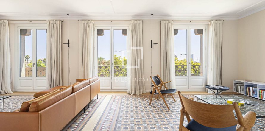Wohnung in Barcelona, Spanien 3 Schlafzimmer, 187 m2 Nr. 150674