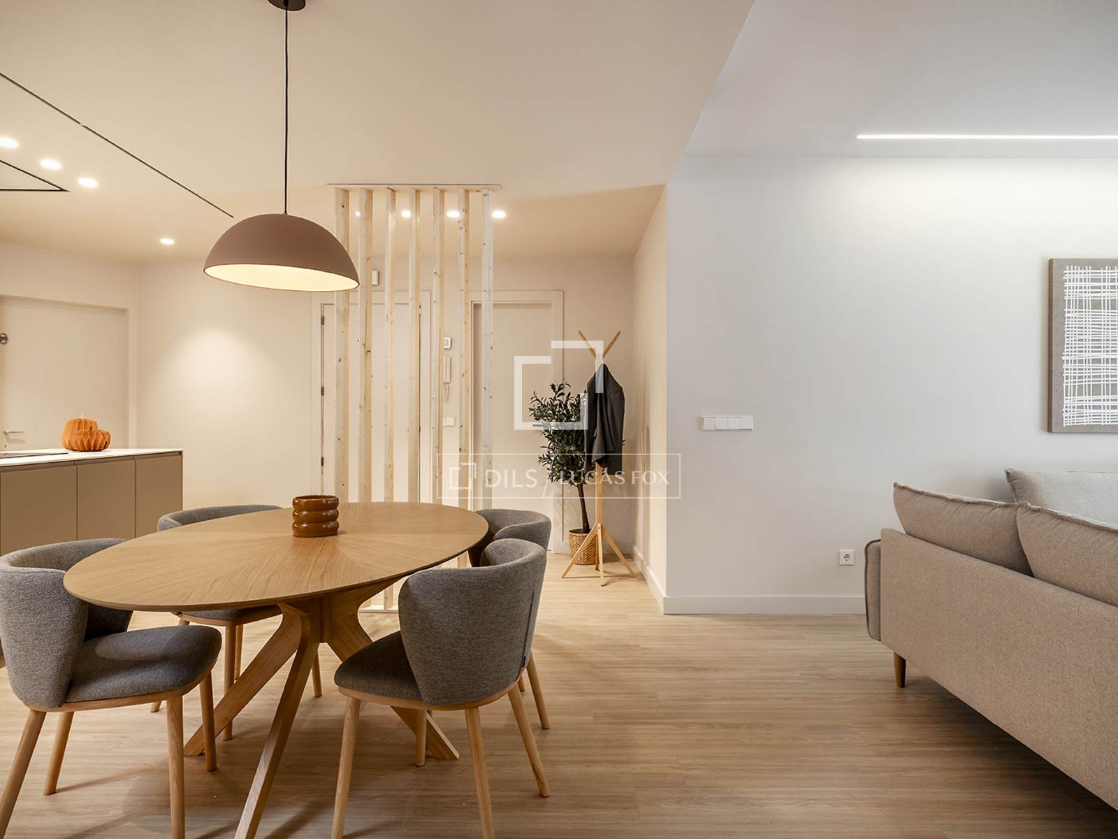 Apartment in Barcelona, Spain 4 bedrooms, 161 sq.m. No. 150677