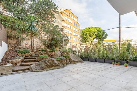 Apartment à vendre à Barcelona, Espagne, 4 chambres, 161 m2 No. 150677 - photo 4