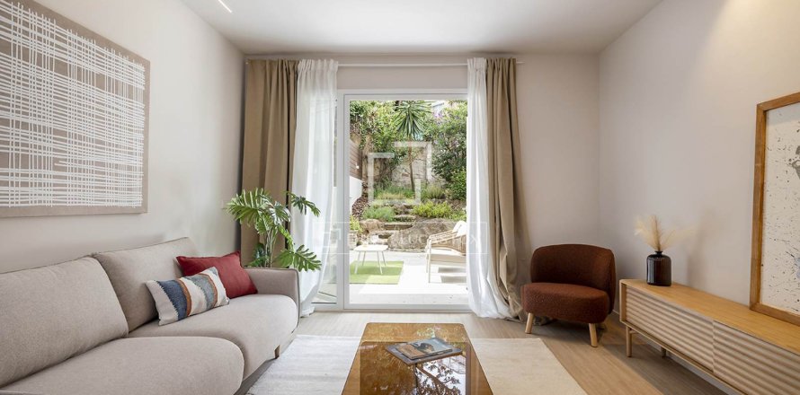 Wohnung in Barcelona, Spanien 4 Schlafzimmer, 161 m2 Nr. 150677
