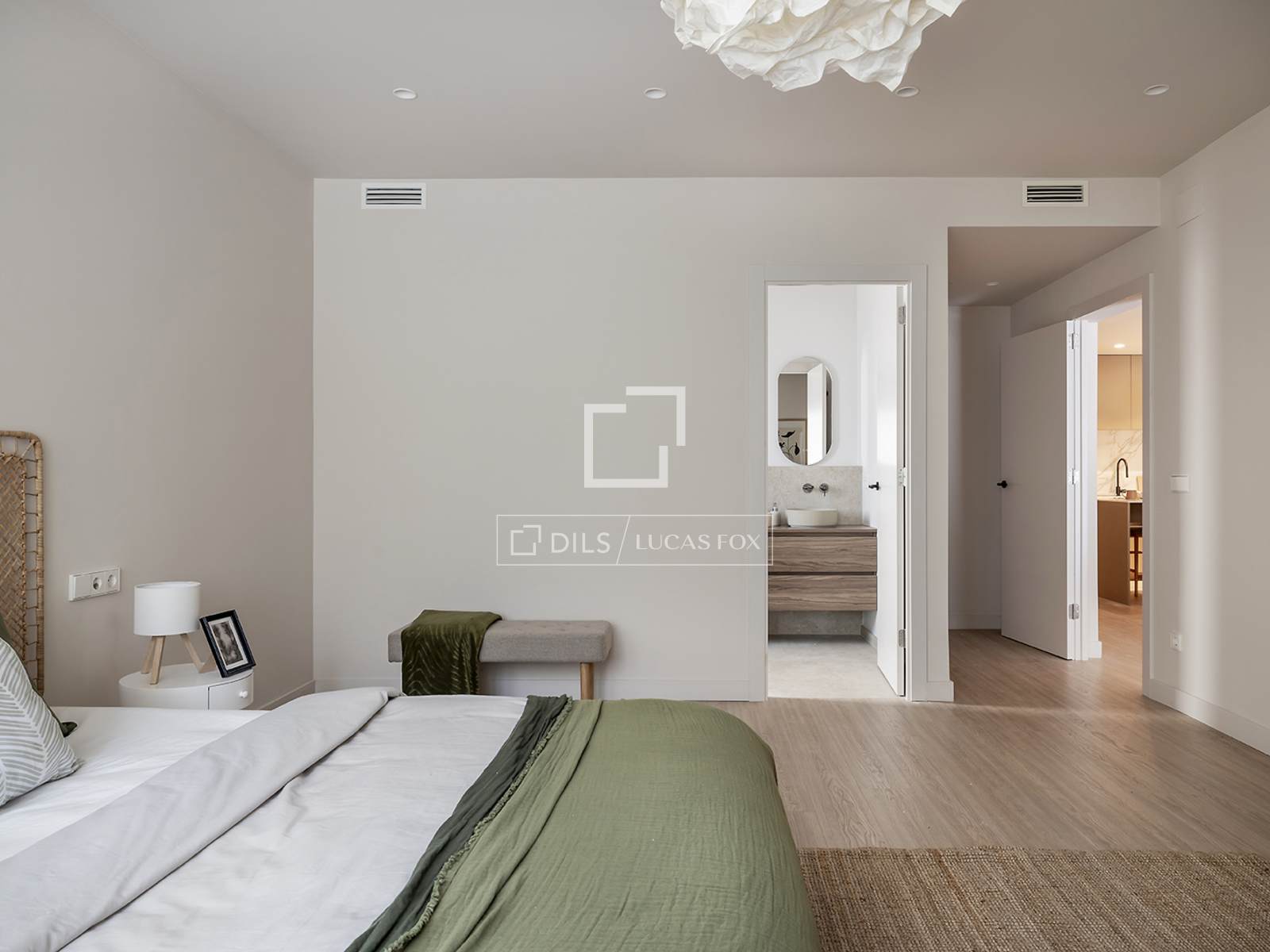 Apartment in Barcelona, Spain 4 bedrooms, 161 sq.m. No. 150677