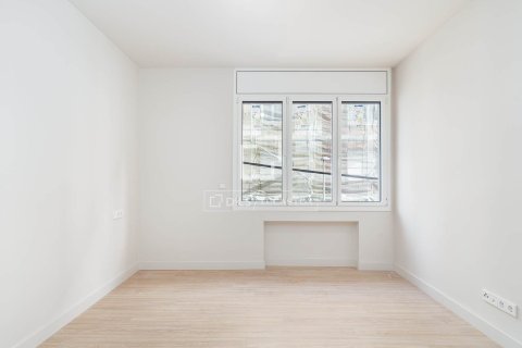 Apartment à vendre à Barcelona, Espagne, 4 chambres, 161 m2 No. 150677 - photo 27