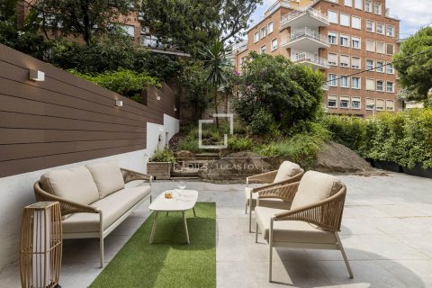 Wohnung zum Verkauf in Barcelona, Spanien 4 Schlafzimmer, 161 m2 Nr. 150677 - Foto 4