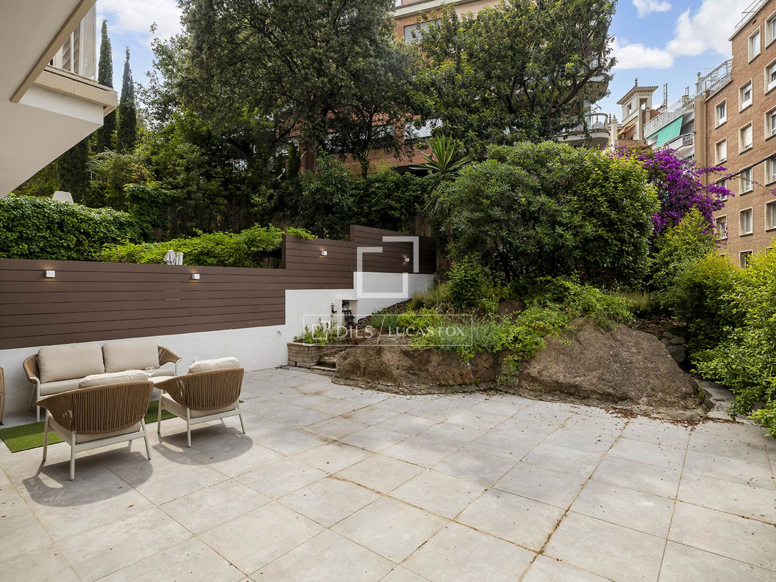 Apartment in Barcelona, Spain 4 bedrooms, 161 sq.m. No. 150677