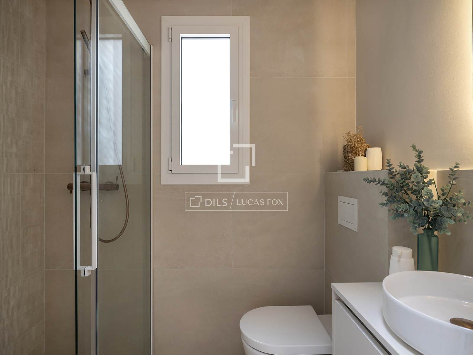 Apartment in Barcelona, Spain 4 bedrooms, 161 sq.m. No. 150677