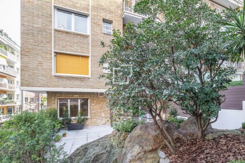 Apartment à vendre à Barcelona, Espagne, 4 chambres, 161 m2 No. 150677 - photo 8