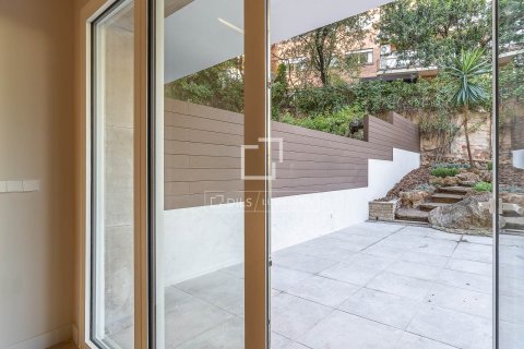 Apartment à vendre à Barcelona, Espagne, 4 chambres, 161 m2 No. 150677 - photo 3