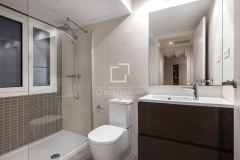 Apartament w Barcelona, Hiszpania 1 sypialnia, 67 mkw. nr 150673 – zdjęcie 27