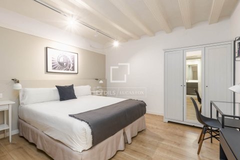 Apartment à vendre à Barcelona, Espagne, 1 chambre, 67 m2 No. 150673 - photo 12