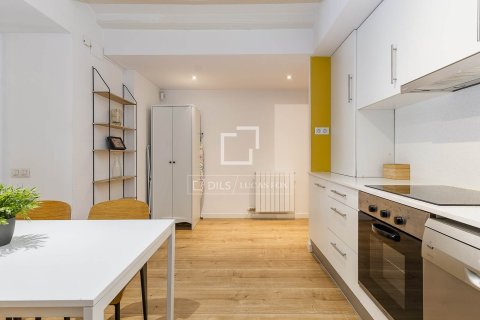 Apartment à vendre à Barcelona, Espagne, 1 chambre, 67 m2 No. 150673 - photo 10