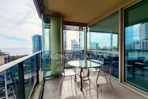 Продажа квартиры в Барселона, Испания 3 спальни, 146м2 №157237 - фото 8