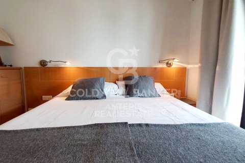Продажа квартиры в Барселона, Испания 3 спальни, 146м2 №157237 - фото 14
