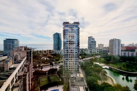 Продажа квартиры в Барселона, Испания 3 спальни, 146м2 №157237 - фото 9