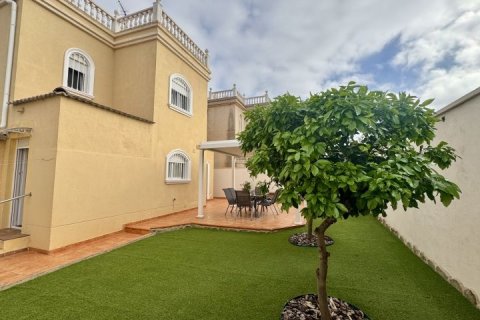 Villa pārdošanā Torrevieja, Alicante, Spānijā 4 istabas, 124 m2 Nr. 189528 - attēls 5