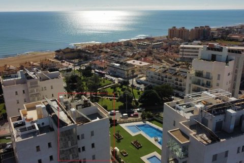 Apartment in Torrevieja, Alicante, Spain 2 bedrooms, 73 sq.m. No. 189526