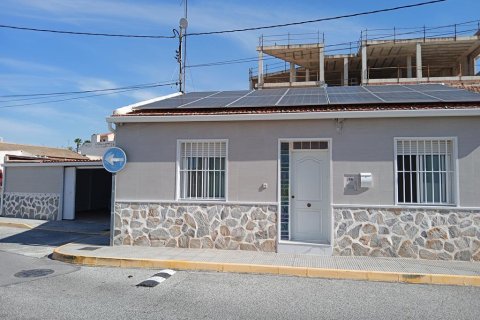 Продажа таухауса в Аликанте, Испания 4 спальни, 330м2 №189525 - фото 2