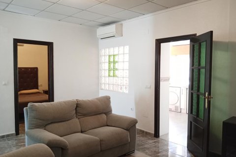 Продажа таухауса в Аликанте, Испания 4 спальни, 330м2 №189525 - фото 16