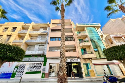 Apartment à vendre à Torrevieja, Alicante, Espagne, 3 chambres, 145 m2 No. 140434 - photo 4