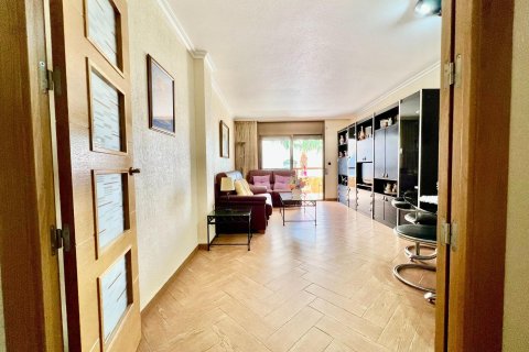 Продажа квартиры в Торревьеха, Аликанте, Испания 3 спальни, 145м2 №140434 - фото 11