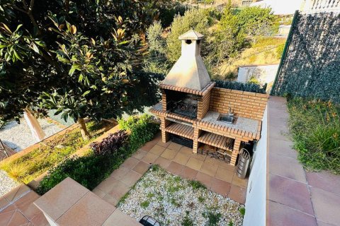 Talo myytävänä Lloret de Mar, Girona, Espanja, 7 makuuhuonetta,  No. 140438 - kuva 15