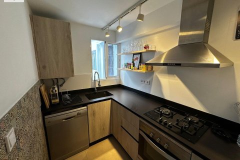 Apartament w Valencia, Hiszpania 2 sypialnie, 80 mkw. nr 140433 – zdjęcie 13