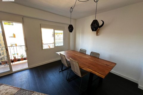 Apartament w Valencia, Hiszpania 2 sypialnie, 80 mkw. nr 140433 – zdjęcie 3