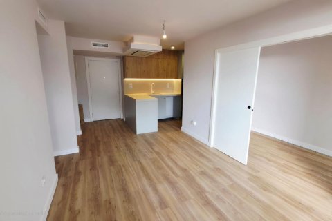 Продажа квартиры в Аликанте, Испания 3 спальни, 61м2 №140436 - фото 4