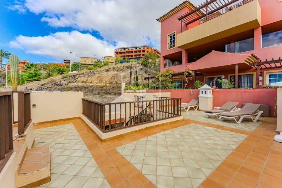 Appartamento a Adeje, Tenerife, Spagna 2 camere da letto, 190 mq. N° 148795