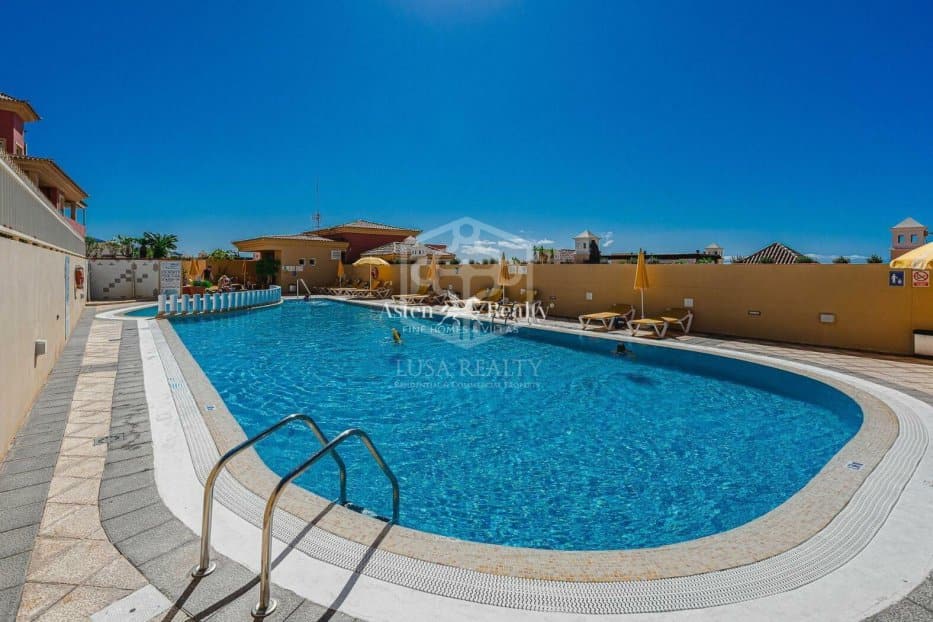 Appartamento a Adeje, Tenerife, Spagna 2 camere da letto, 190 mq. N° 148795