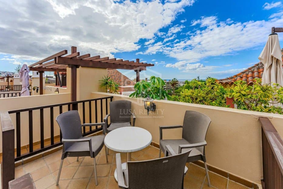 Appartamento a Adeje, Tenerife, Spagna 2 camere da letto, 190 mq. N° 148795