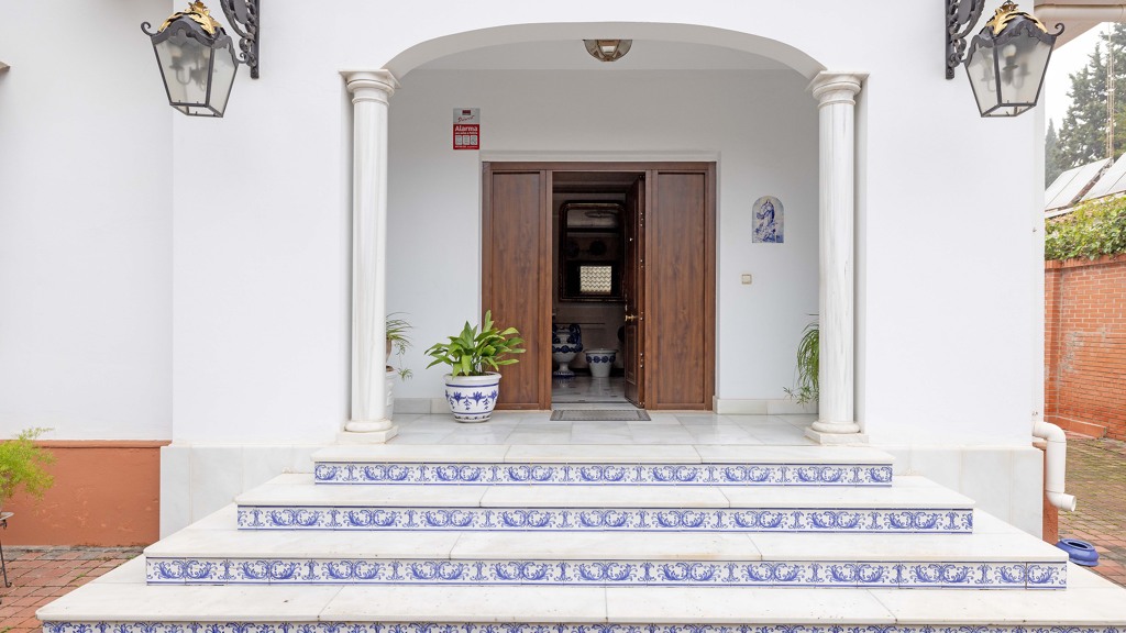 Villa a Sevilla, Seville, Spagna 4 camere da letto, 350 mq. N° 148789