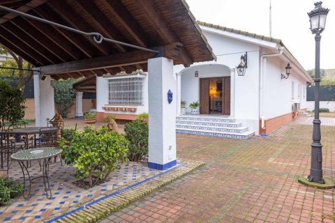 Villa zum Verkauf in Sevilla, Seville, Spanien 4 Schlafzimmer, 350 m2 Nr. 148789 - Foto 4