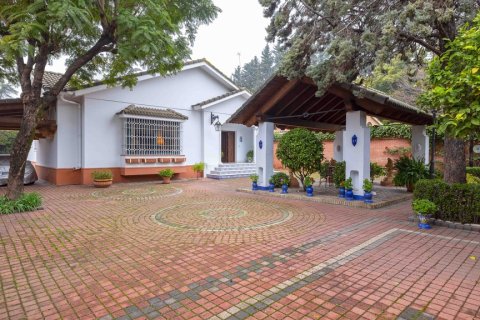 Villa in Sevilla, Seville, Spanien 4 Schlafzimmer, 350 m2 Nr. 148789