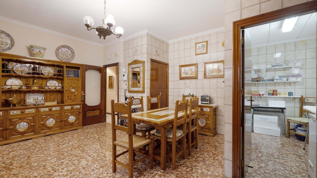 Villa a Sevilla, Seville, Spagna 4 camere da letto, 350 mq. N° 148789